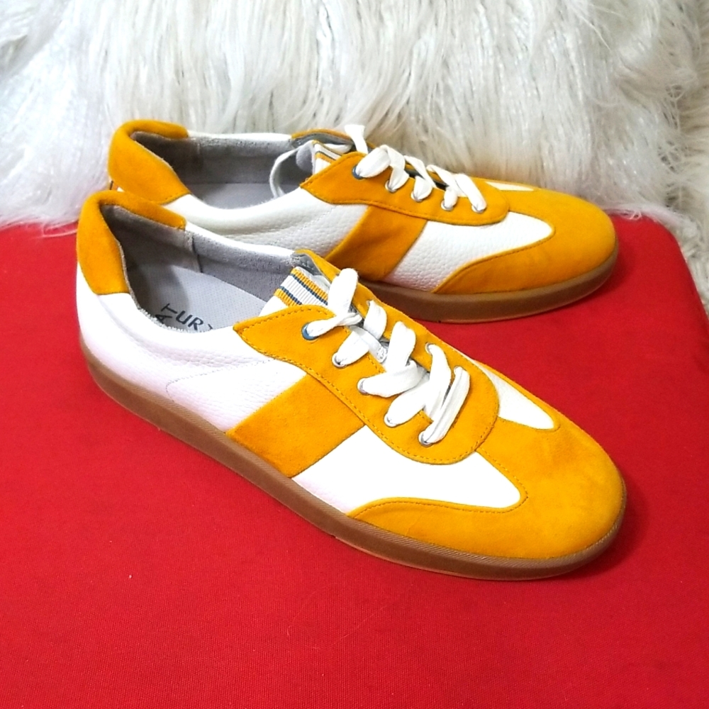 NATURALIZER EVIN SNEAKERS